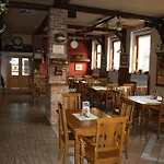 Boucek 3* Mochov